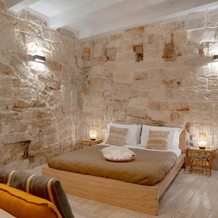 Old Tuff * Polignano a Mare